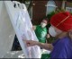 Volunteers hit the streets to remove trash and litter Volunteers hit the streets to remove trash and litter